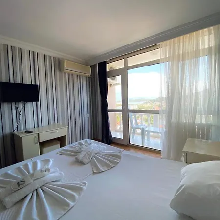 Tabiat Park 酒店 4*