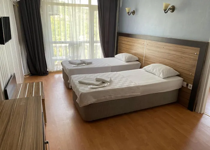 Hotel Tabiat Park 4*